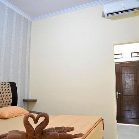 Haura Syariah Home Stay Bandar Lampung Kültér fotó